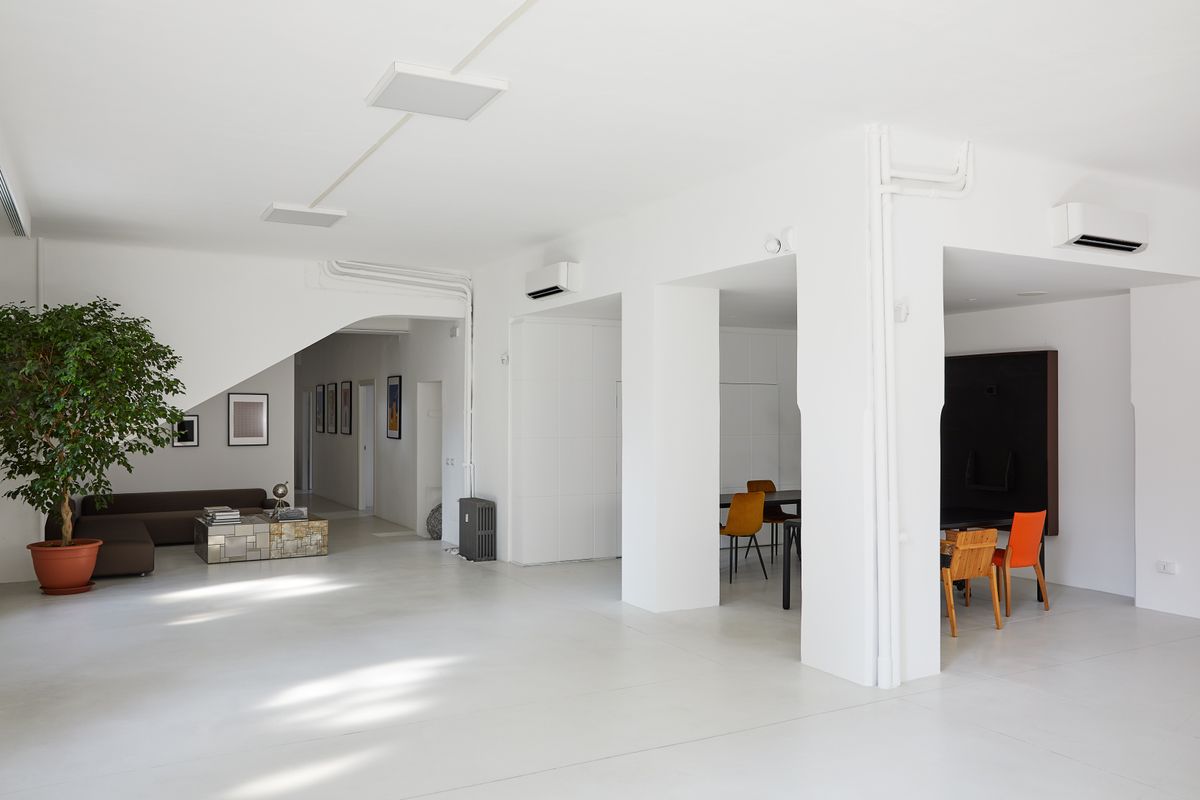 Aydınlık ve modern bir yaşam alanı